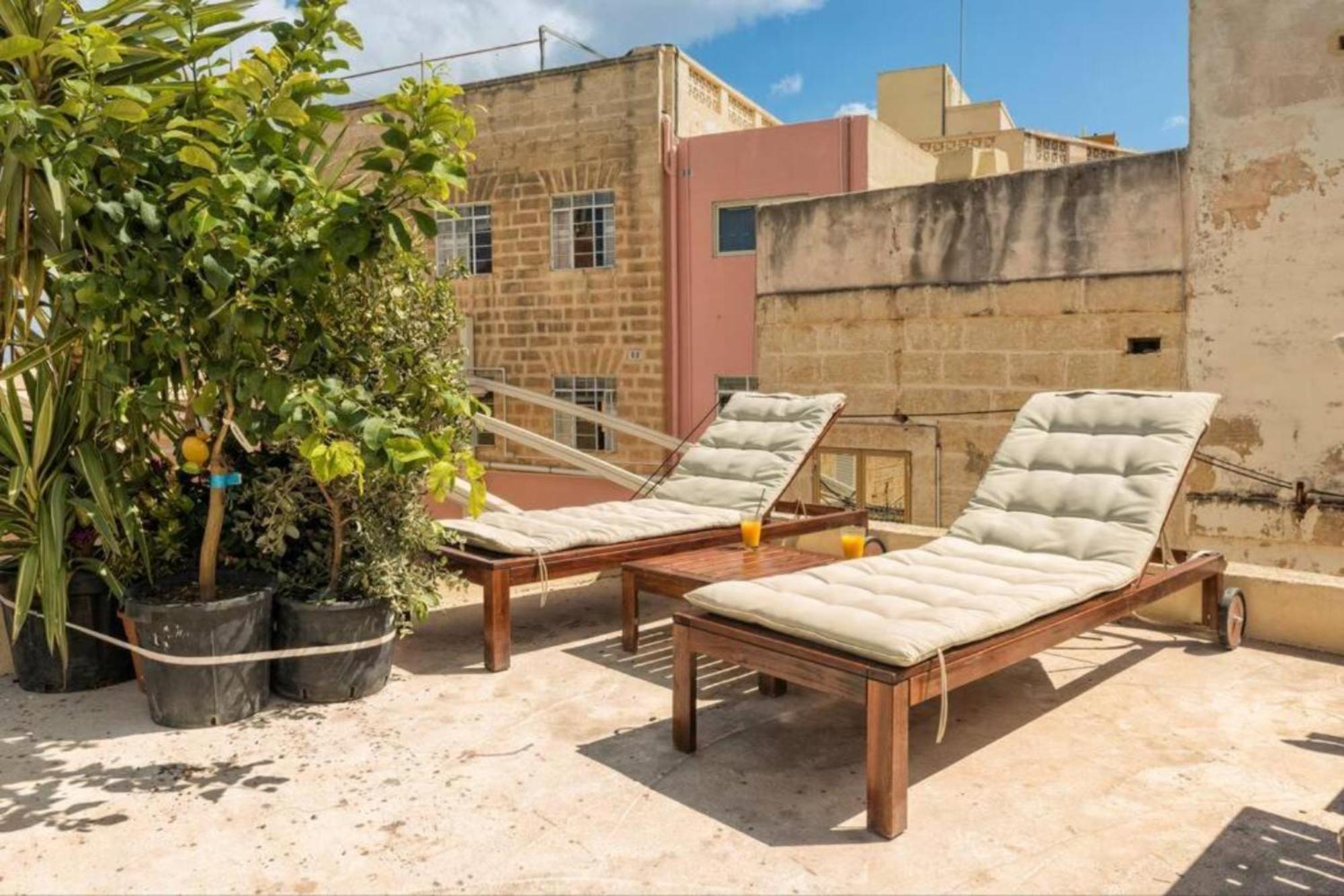 Cospicua Authentic Gf Apartment With Terrace At The 3 Cities Marina מראה חיצוני תמונה